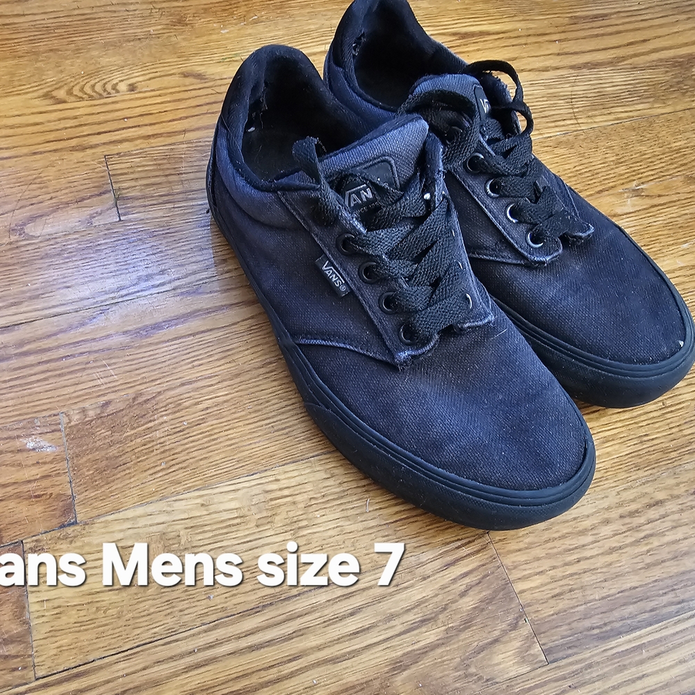 Vans Men's Black Sneakers